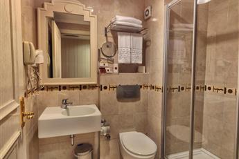 Taksim Metropark Hotel