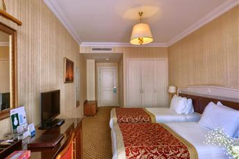 Taksim Metropark Hotel