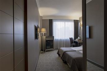 Taksim Square Hotel 4* Taksim Square Hotel 4*