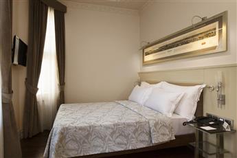 Taxim Lounge Hotel 4*