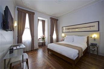 Taxim Lounge Hotel 4*