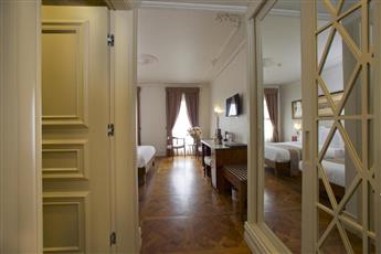 Taxim Lounge Hotel