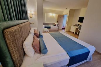 Taximtown Hotel