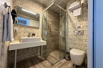 Tempo Hotel 4Levent 3*