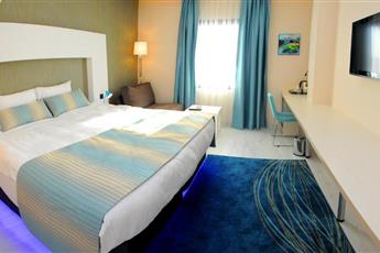 Tempo Hotel 4Levent 3*