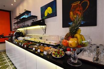 Tempo Hotel 4Levent 3*