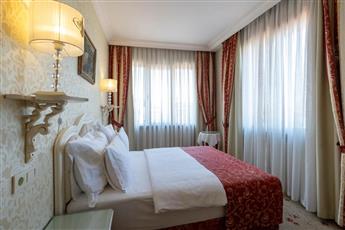 The And Hotel