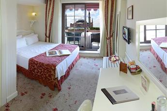 The And Hotel