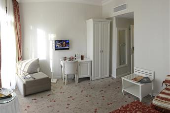 The And Hotel