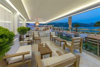 The Beachfront Hotel - Adults Only 16+