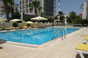 The Corner Park Hotel