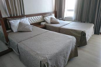 The Corner Park Hotel