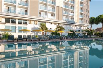 The Gap Hotel Kusadasi