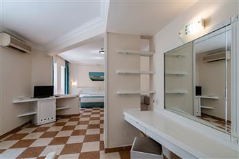 The Garden Beach Hotel 4*