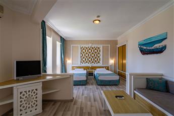 The Garden Beach Hotel 4*