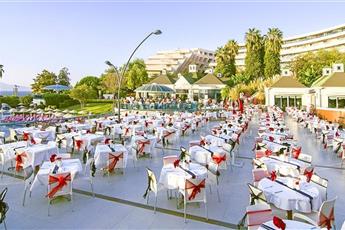 The Grand Blue Sky International Hotel 4*