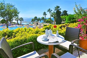 The Grand Blue Sky International Hotel 4*