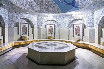 The Grand Blue Sky International Hotel 4*