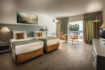 The Grand Blue Sky International Hotel