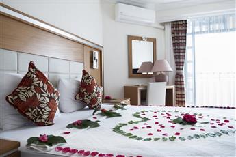 The Holiday Resort 4*