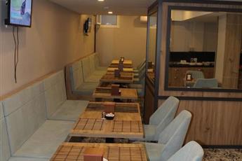 The Lola Hotel