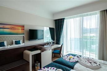 The Lumos Deluxe Resort Hotel