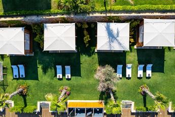 The Norm Collection Door'a 5*