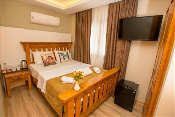 The PeraPort Hotel 3*