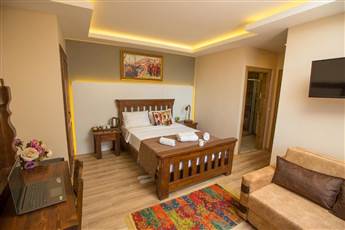 The PeraPort Hotel 3*