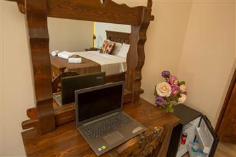 The PeraPort Hotel 3*