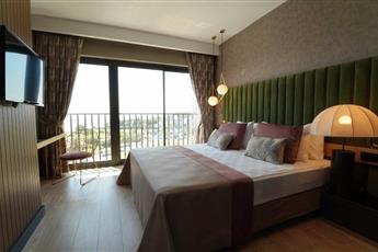 The Raga Side +16 Fine Dining Hotel 5*