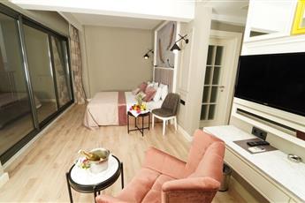 The Raga Side 5* Adults Only 16+