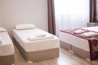 The Reina Hotel