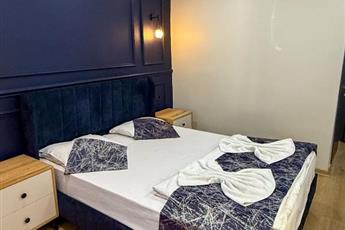 The Reina Hotel