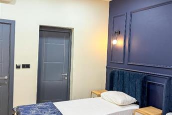The Reina Hotel