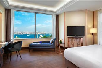 The Ritz-Carlton, Istanbul 5*
