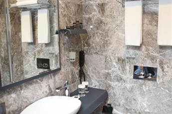 The Time Hotel Old City 4*