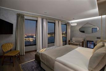 The Wings Hotels Karakoy 4*