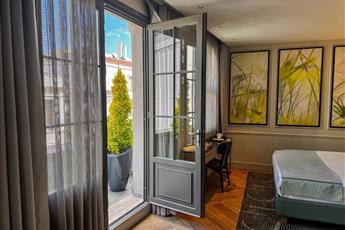 The Wings Hotels Pera 5*