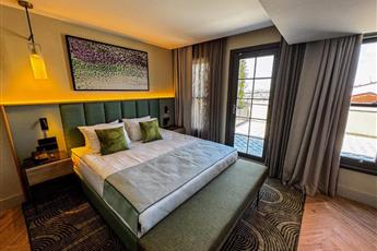 The Wings Hotels Pera 5*