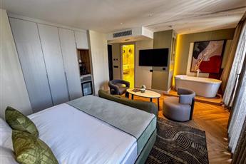 The Wings Hotels Pera