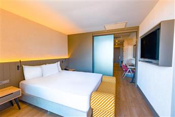 The X Belek