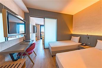 The X Belek