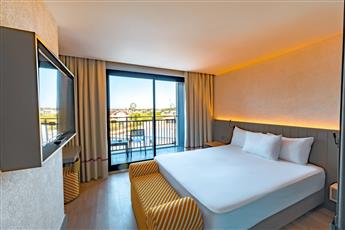 The X Belek