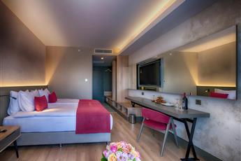 The X Belek
