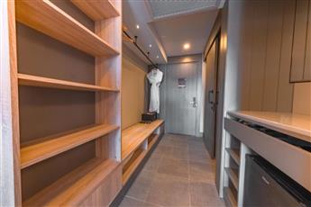 The X Belek