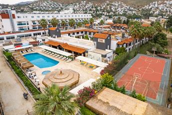 Tiana Beach Resort 4*