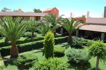 Tiana Beach Resort 4*