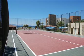 Tiana Beach Resort 4*