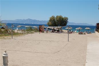 Tiana Beach Resort 4*